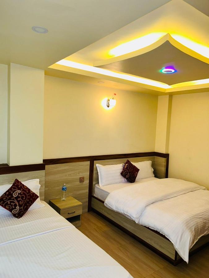 Hotel Balgopal Катманду Экстерьер фото